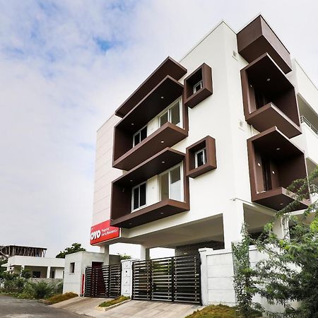 Hotel O Black Pearl Residency Pilamedu Exterior foto